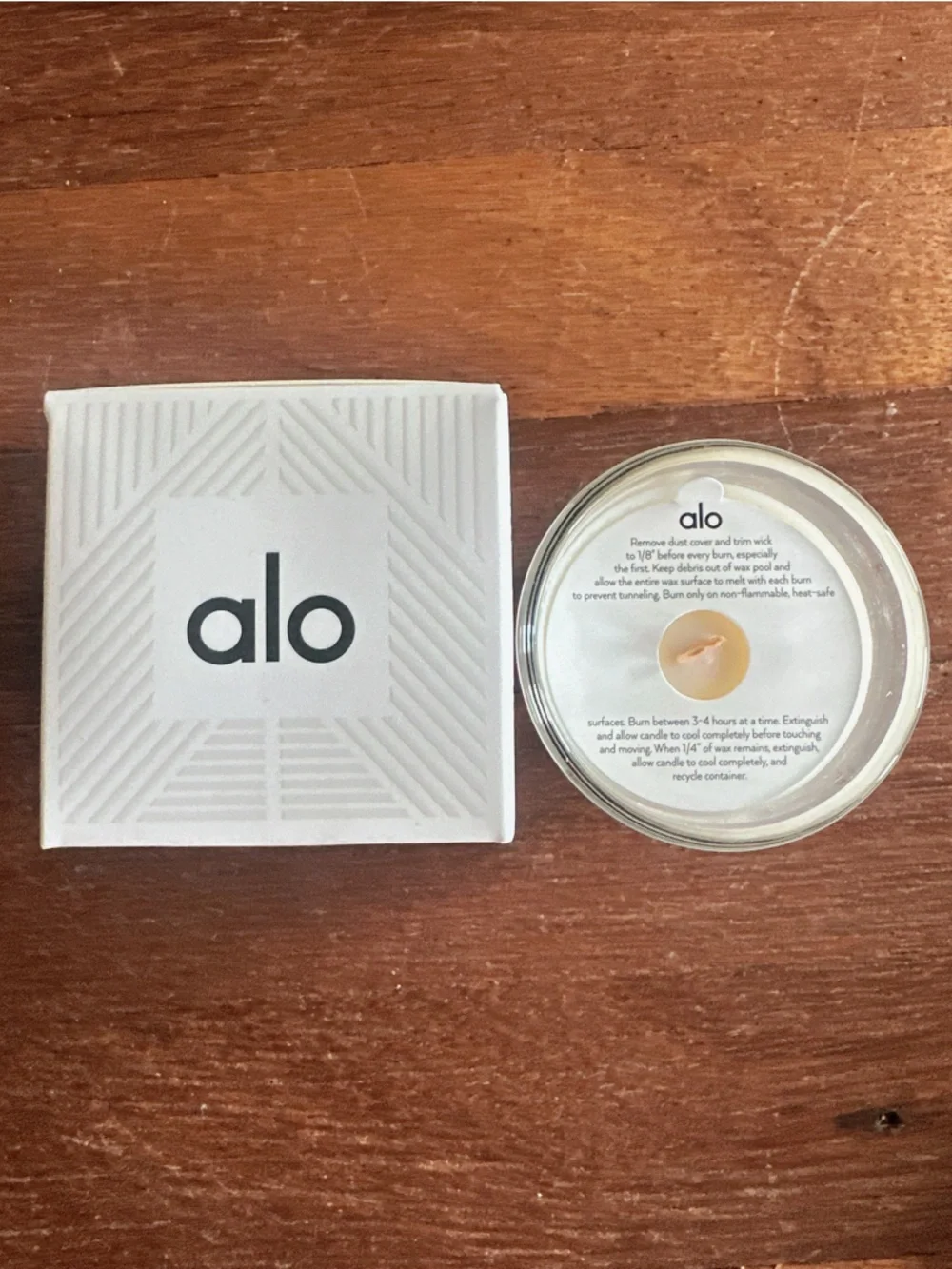Alo Yoga Signature Candle 2oz